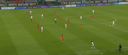 半场:U23越南1-1阿联酋U23,阮黎发、恩迪亚耶破门
