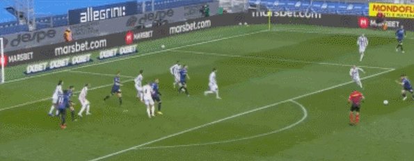 1618757765624002577.gif 九游体育-【意甲】马利诺夫斯基绝杀 亚特兰大1比0尤文图斯